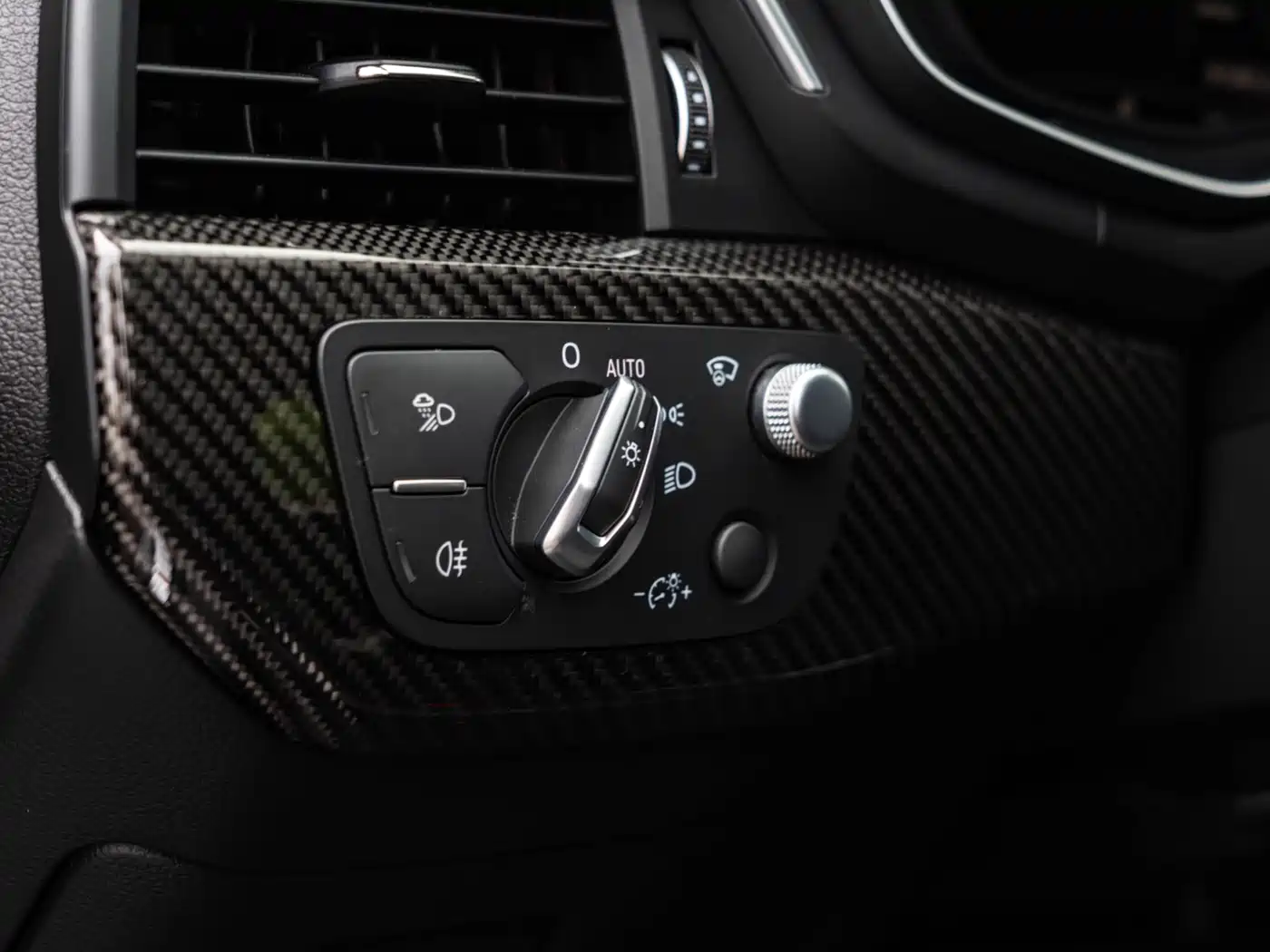 Audi RS 4 2019 RS 4 2.9T Avant фото 28