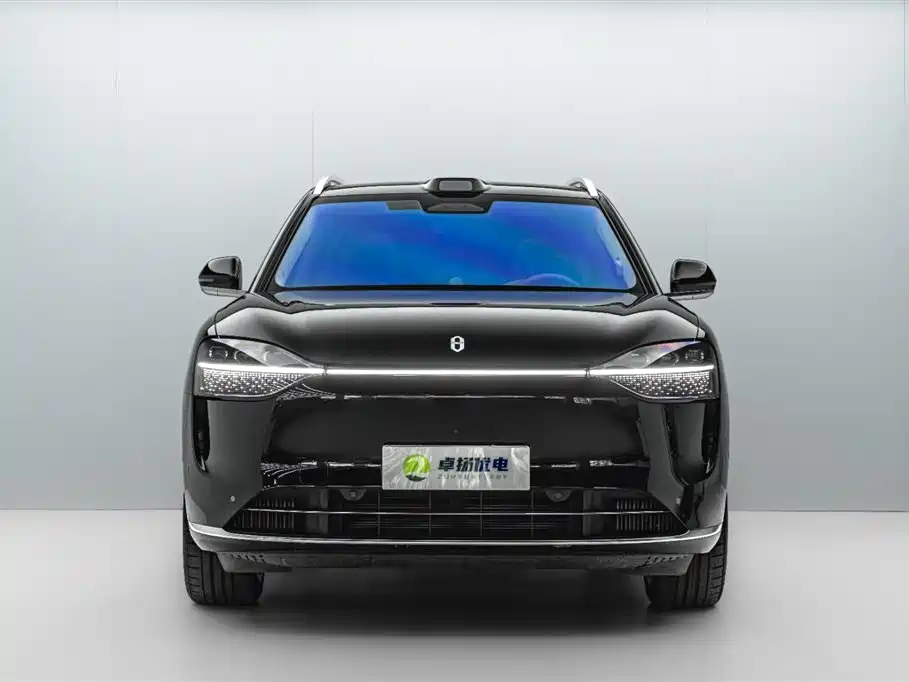AITO Wenjie AITO M9 2024 Extended Range Ultra 42kWh 6-Seater фото 2