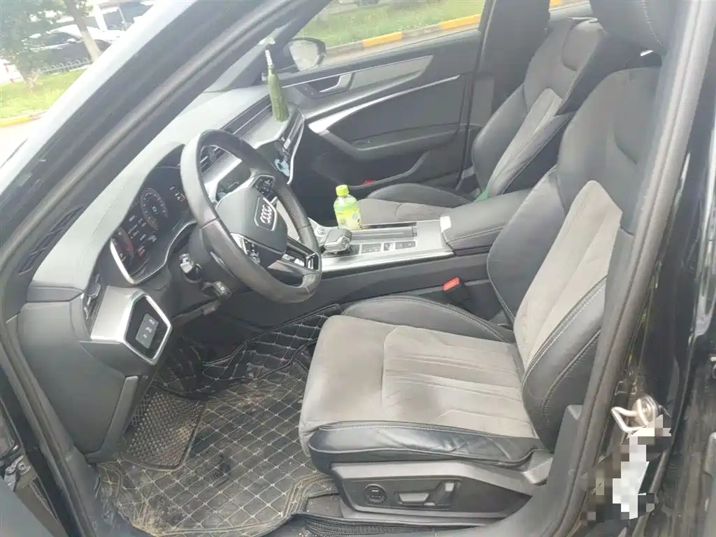 Audi A6L 2021 45 TFSI quattro Exclusive Sport фото 8
