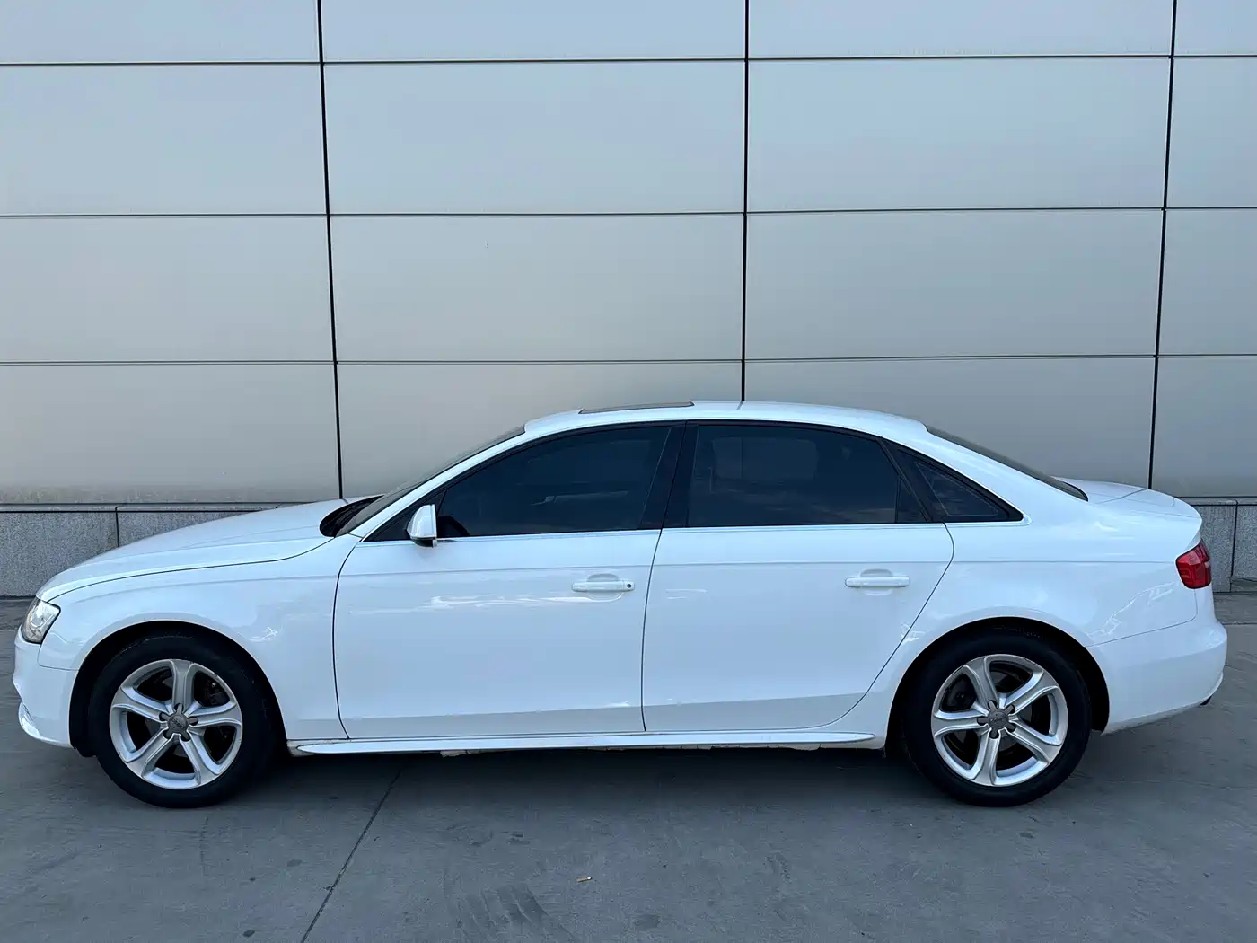 Audi A4L 2015 35 TFSI Auto Standard фото 5
