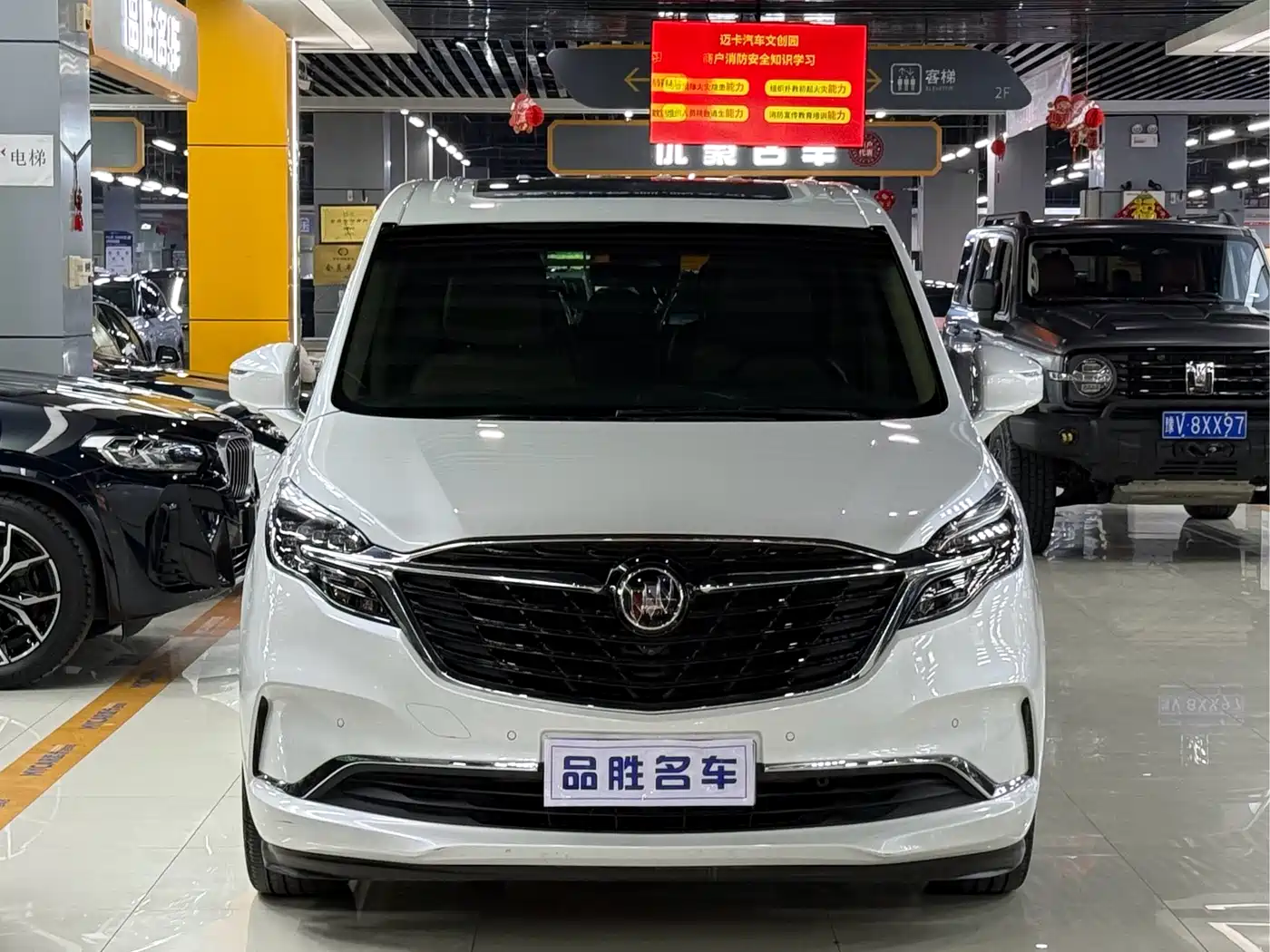 Buick GL8 2021 ES Landlord 653T Flagship фото 2