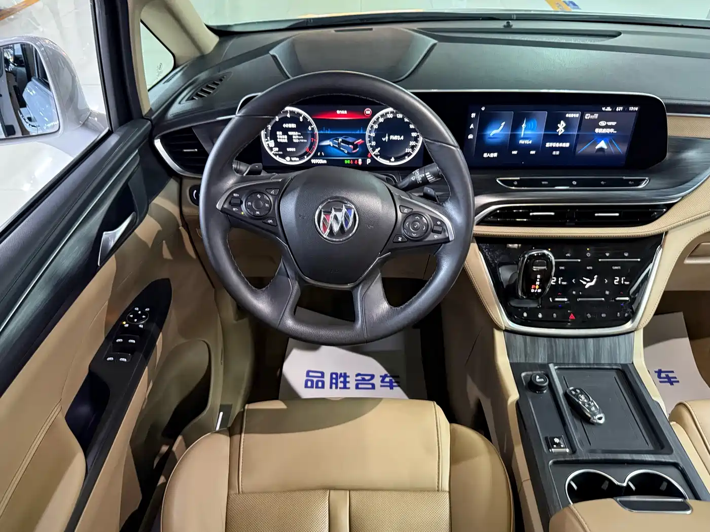Buick GL8 2021 ES Landlord 653T Flagship фото 11