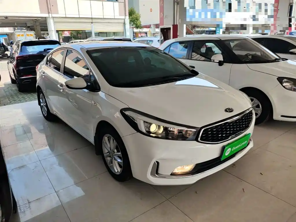 Kia K3 2017 1.6L Automatic 15th Anniversary Special GLS фото 4