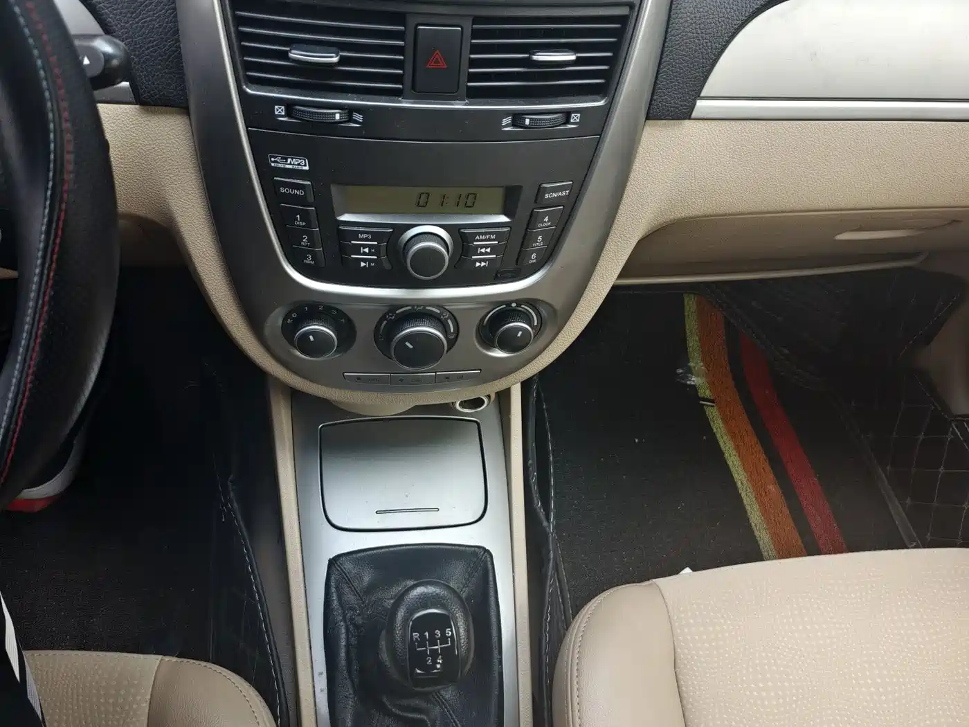 Buick Excelle 2013 1.5L Manual Classic Edition фото 9