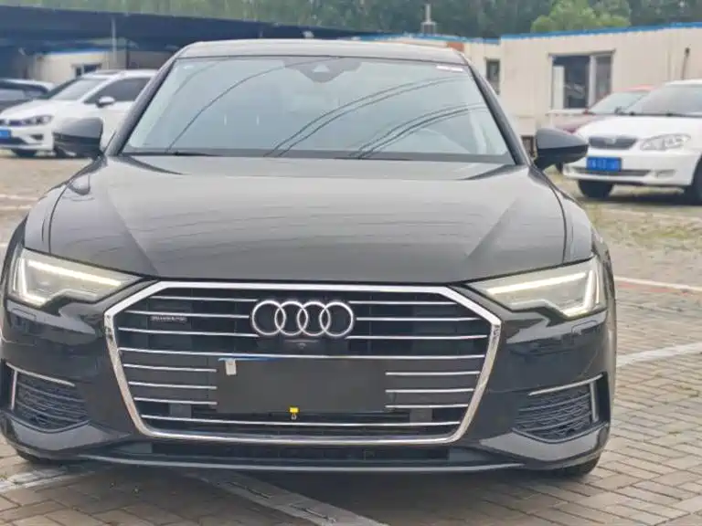 Audi A6L 2019 45 TFSI quattro Exclusive Elegance фото 2
