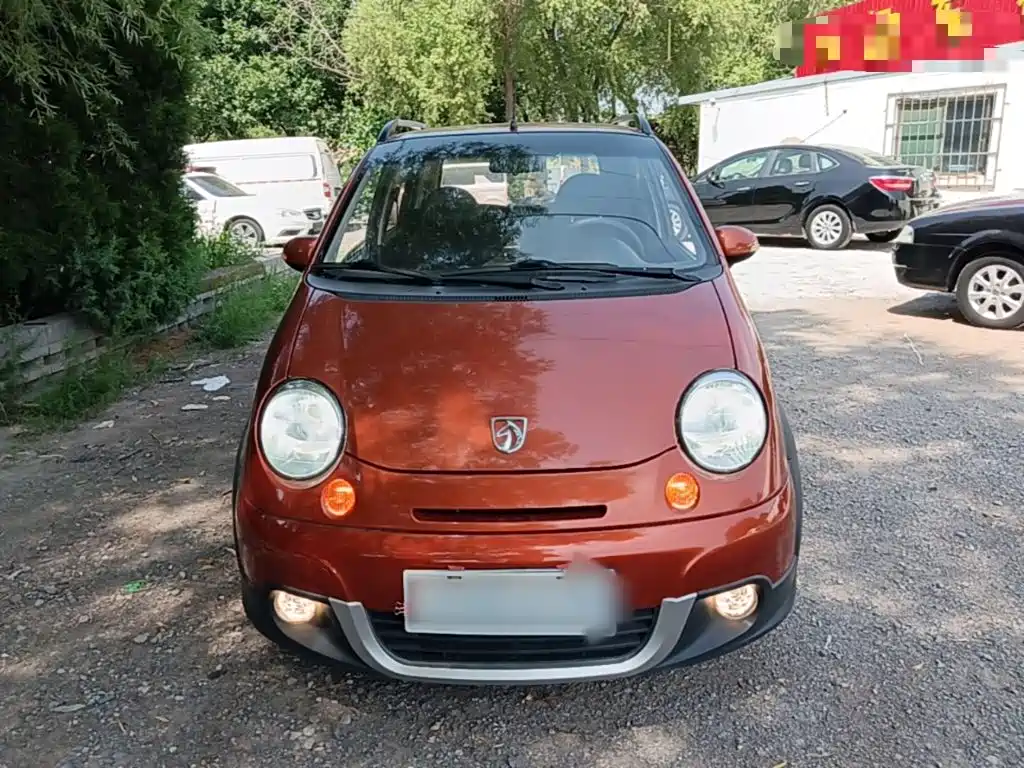 Baojun Lechi 2015 2012 Facelift 1.2L Manual Sport Vitality