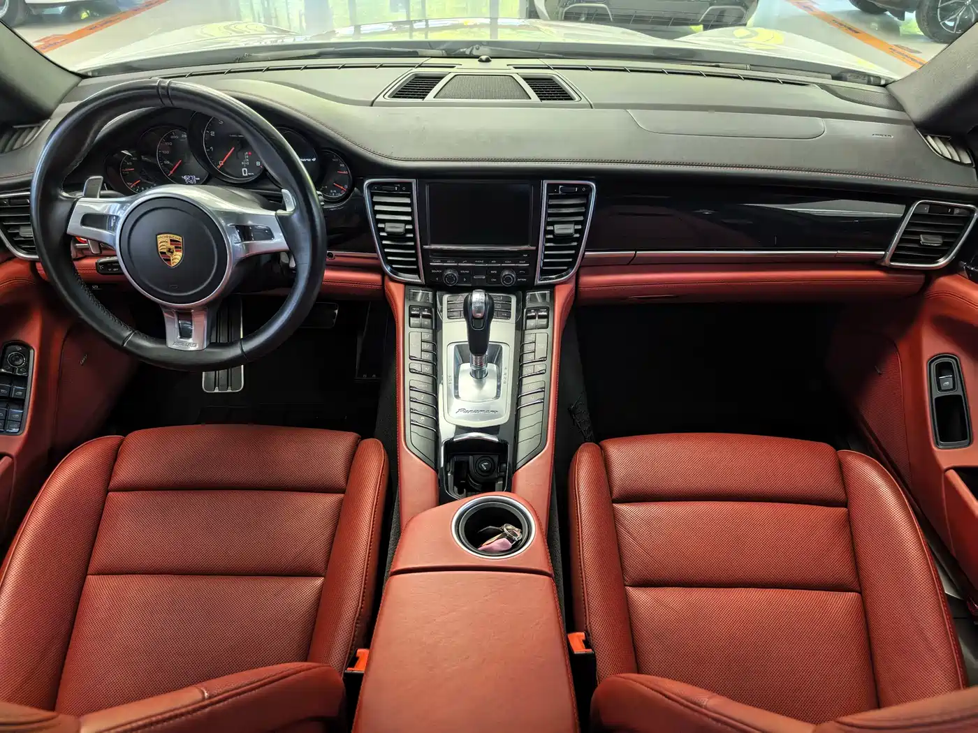 Porsche Panamera 2016 Panamera 4 Edition 3.0T фото 15