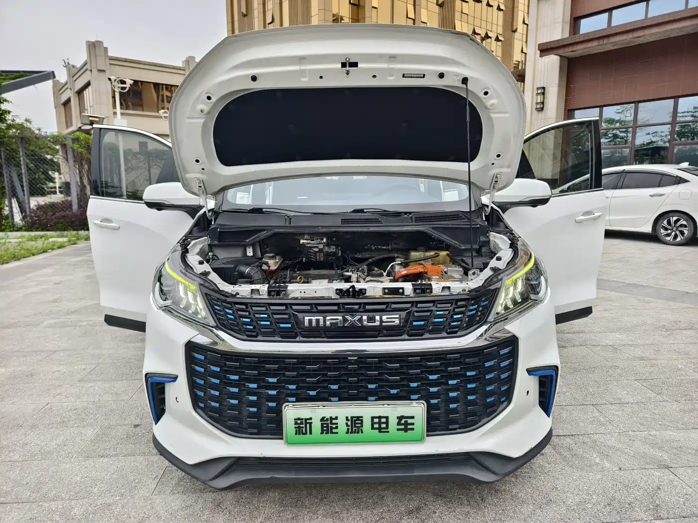 SAIC MAXUS EUNIQ 5 2020 1.3T PLUG IN Premium Edition фото 24