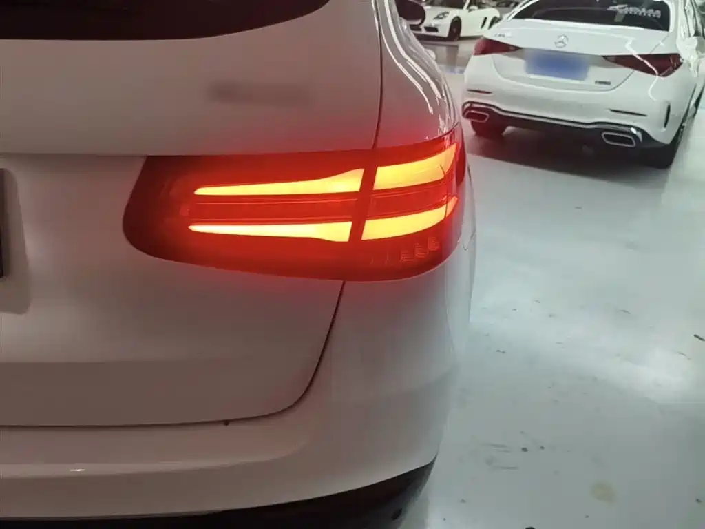 Mercedes-Benz GLC 2019 Model GLC 200 L 4MATIC фото 8