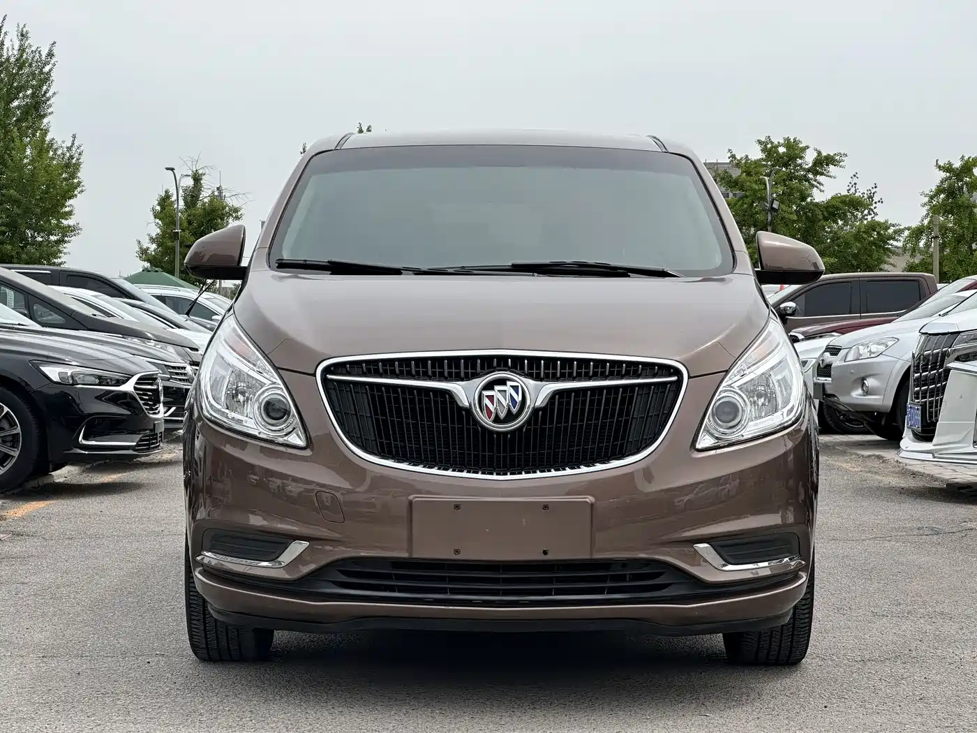 Buick GL8 2018 28T Comfort China VI фото 2