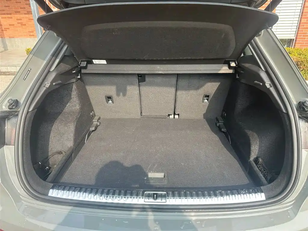 Audi Q3 2024 35 TFSI Fashion Sport фото 18