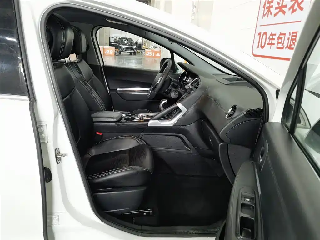 Peugeot 3008 2015 2.0L Automatic Classic Edition фото 23