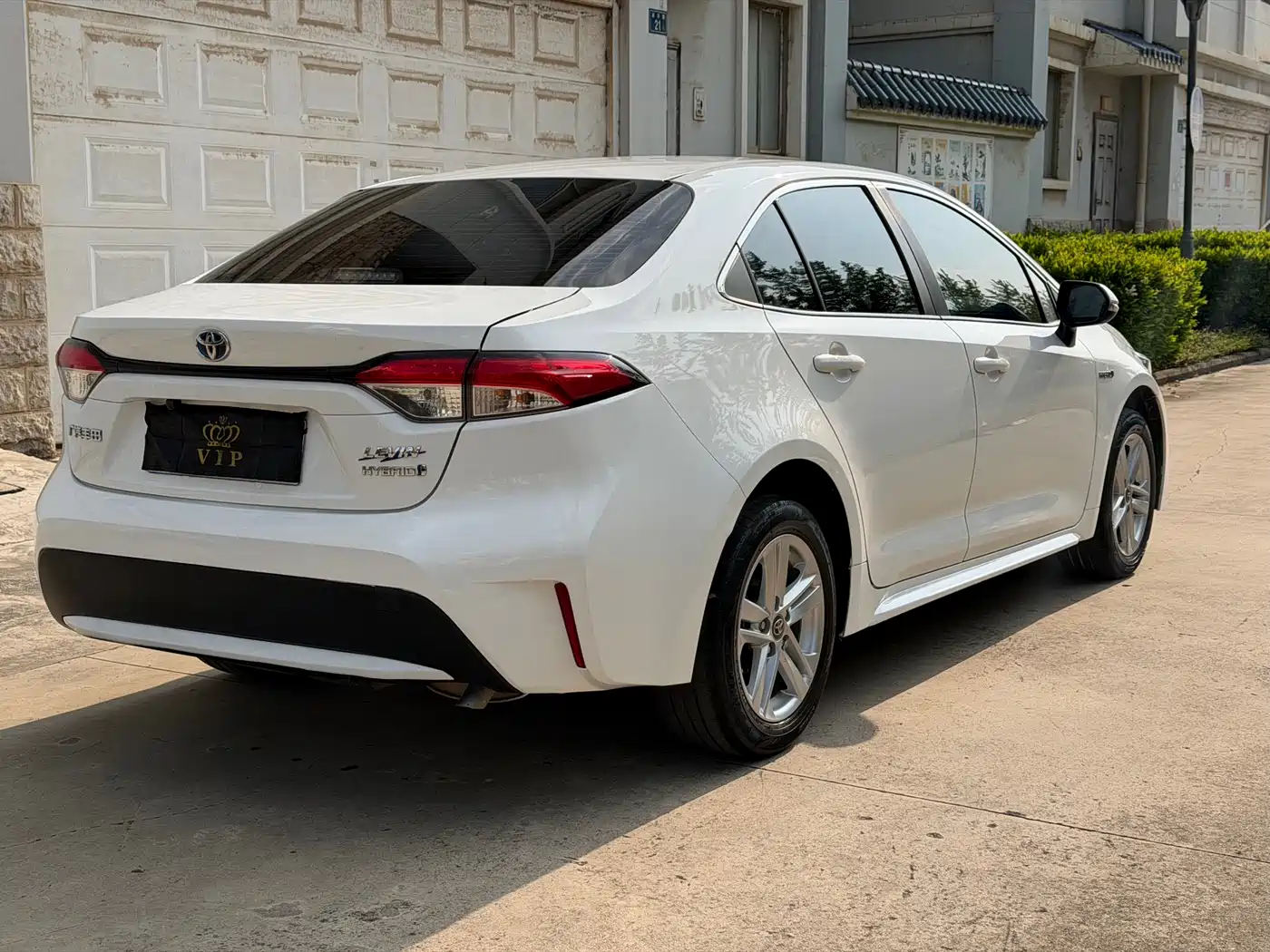 Toyota Levin 2022 Dual Engine 1.8H E-CVT Leading Edition фото 4