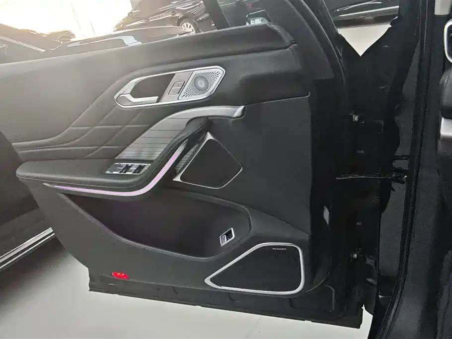 Hongqi HONGQI HS7 PHEV