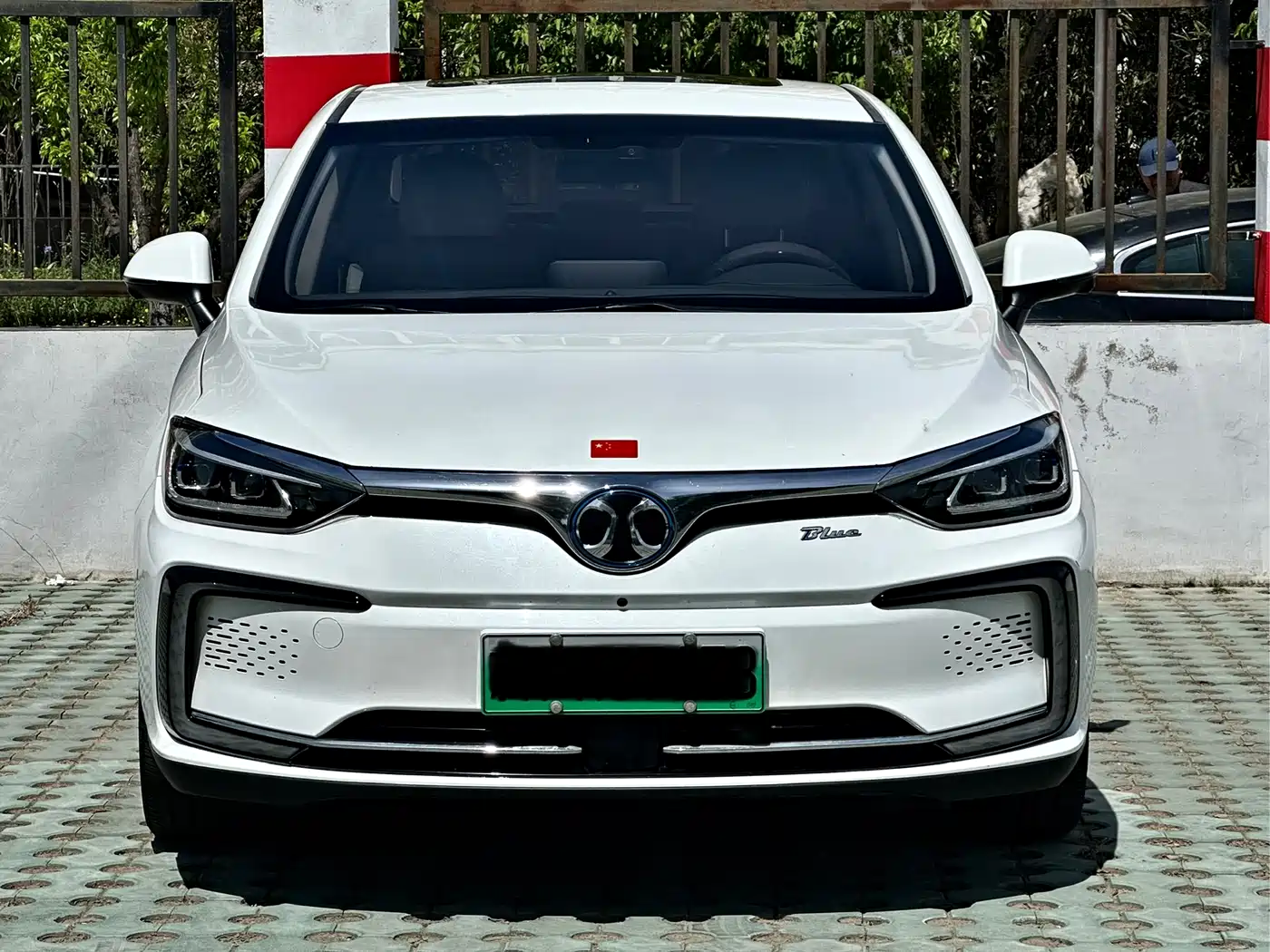 BEIJING AUTOMOBILE BEIJING EU5