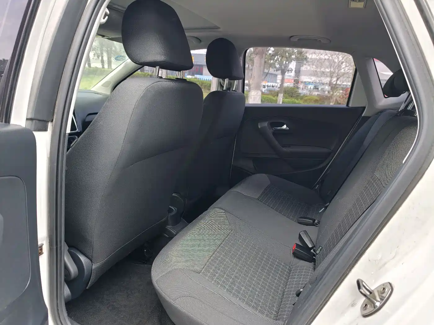 Volkswagen Polo 2018 1.5L Auto Comfort фото 7