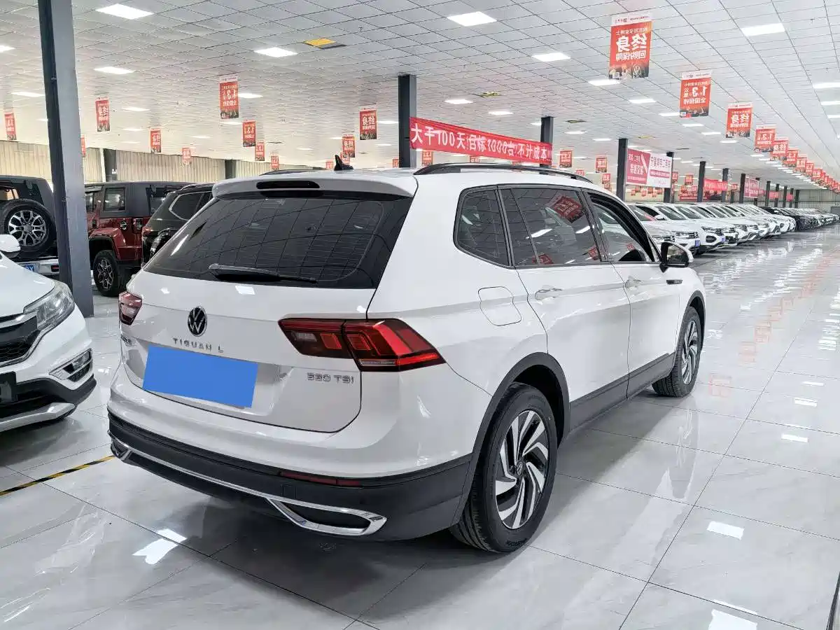 Volkswagen Tiguan L 2022 330TSI Automatic 2WD Comfort Edition фото 7