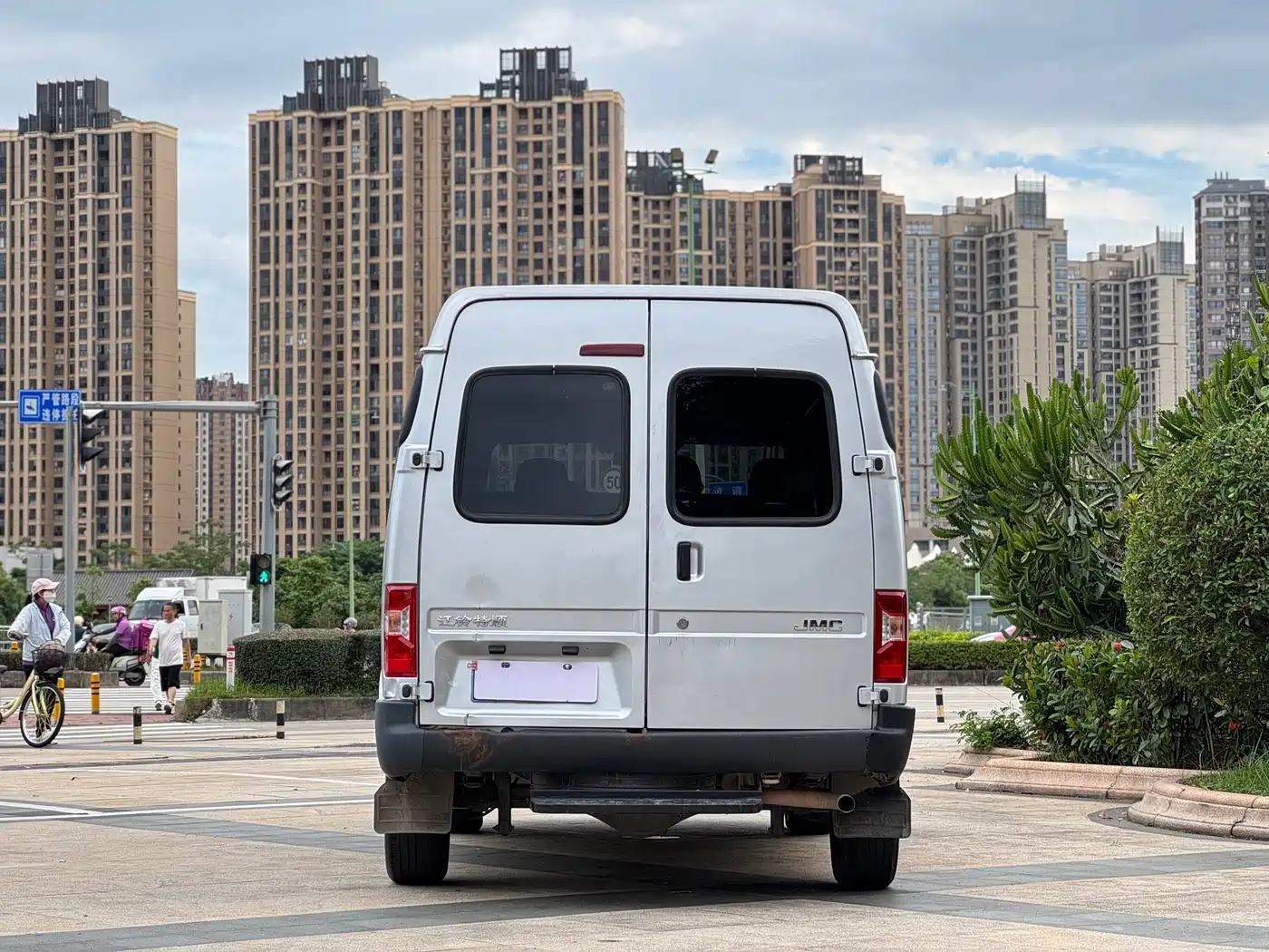 Jiangling Tesun 2023 2021 2.8T Space King Taurus Edition Short Wheelbase Medium-high Roof 6-seater Diesel China VI JX493