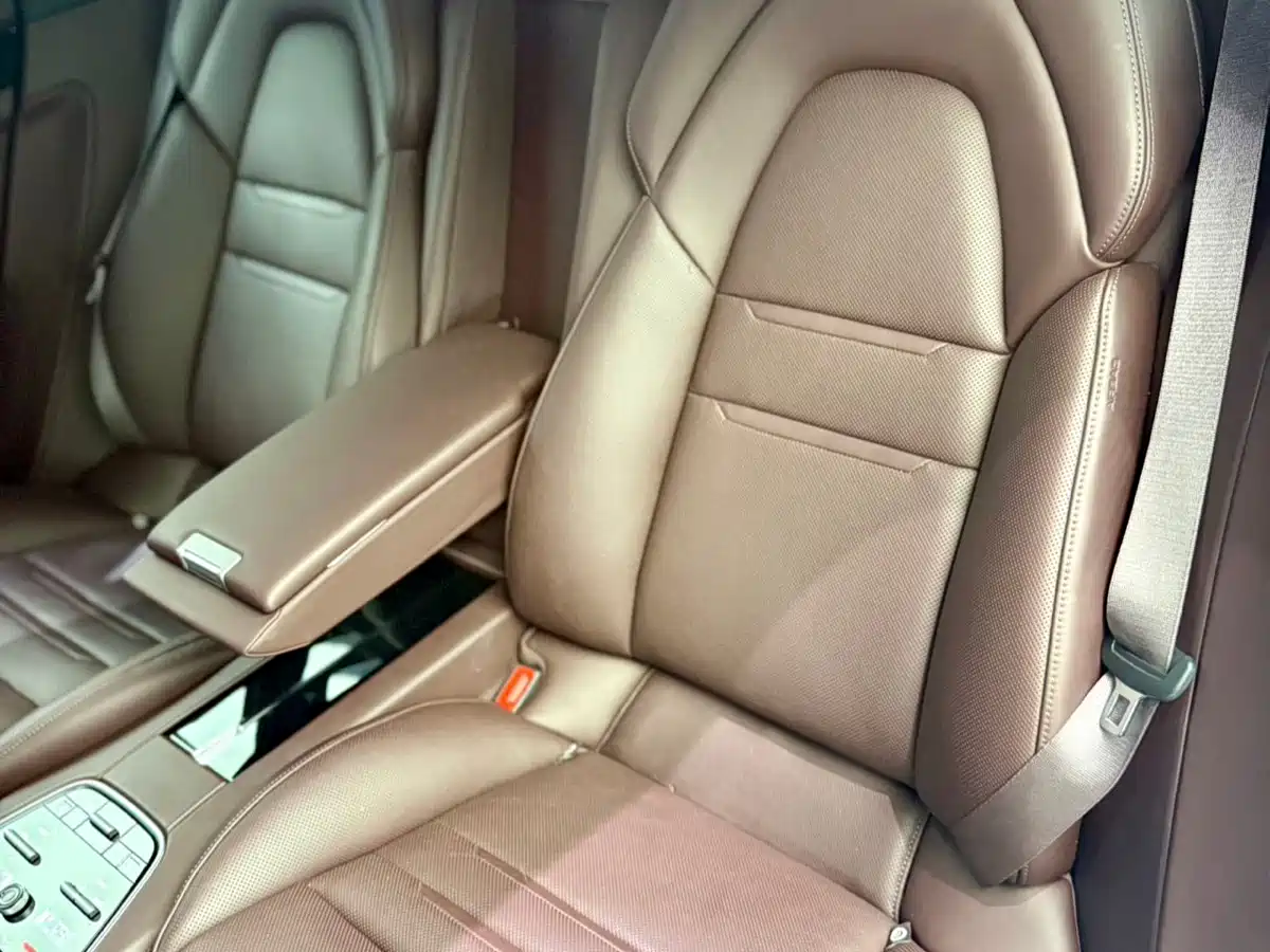 Porsche Panamera 2019 Panamera 4 Executive Long Wheelbase 2.9T фото 18
