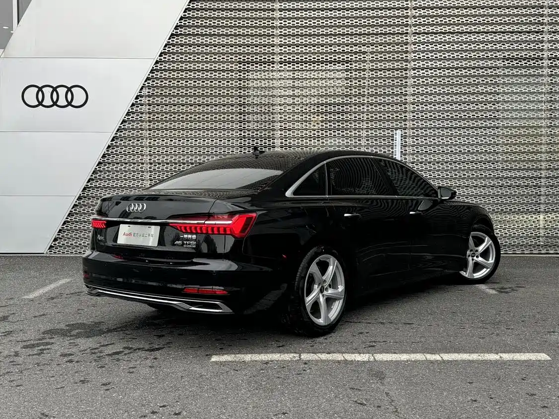 Audi A6L 2023 45 TFSI quattro Premium Elegance фото 4