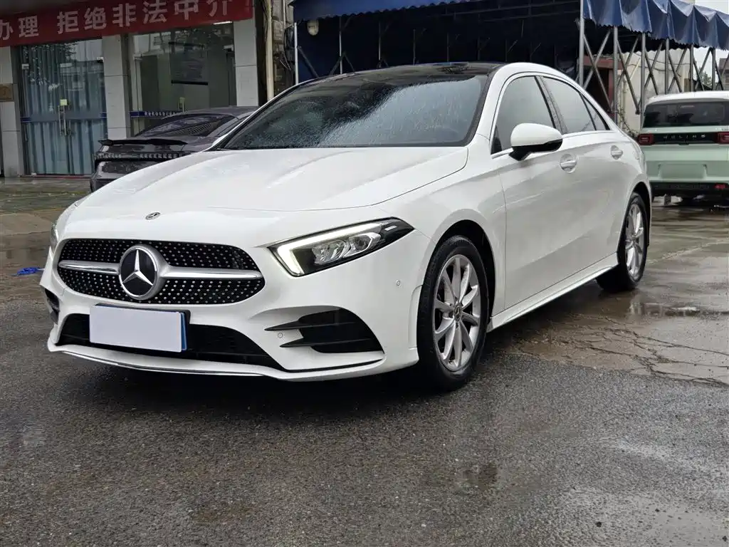 Mercedes-Benz A-Class 2020 Facelift A 200 L Sport Sedan Fashion