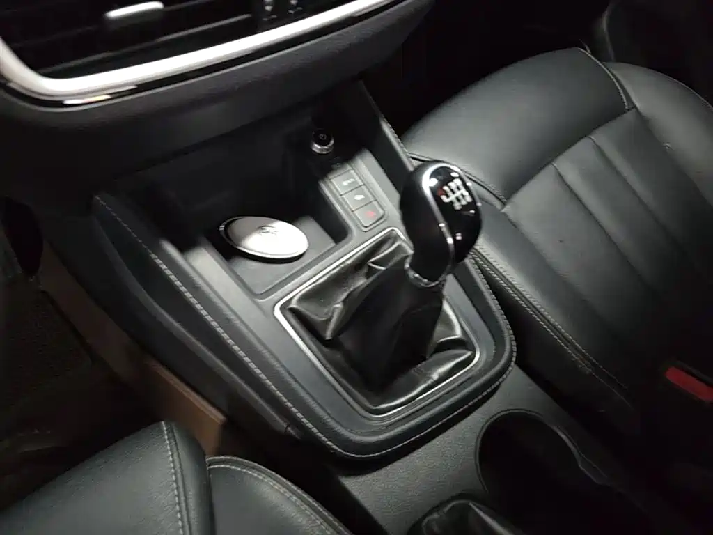 BYD Song MAX 2019 1.5T Manual Smart Connected Sunroof 6-seater China VI фото 14