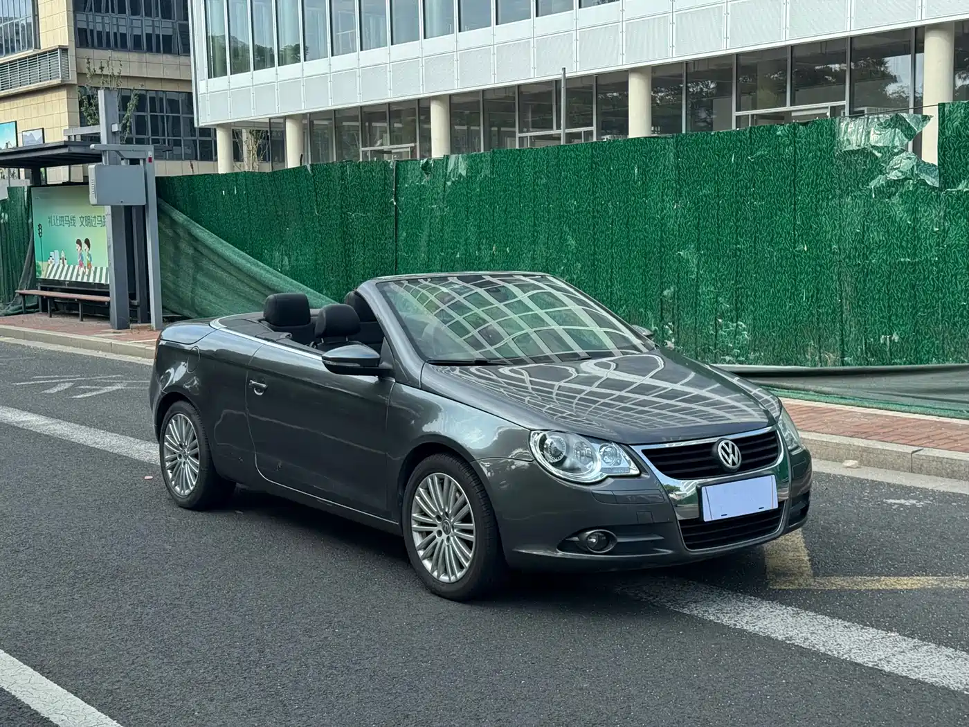 Volkswagen Eos 2011 Model 2.0TSI фото 3