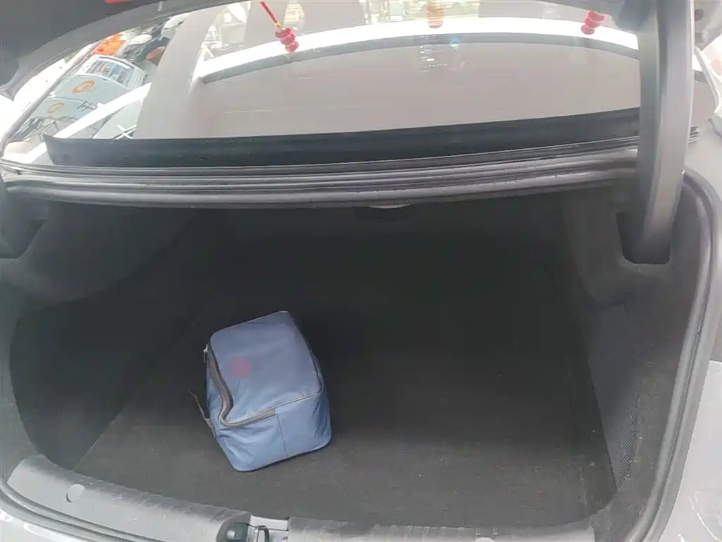 BYD Han 2025 DM-i Smart Drive Edition 125KM Elite фото 19