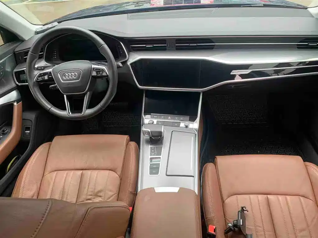 Audi A6L 2021 40 TFSI Luxury Sport фото 5