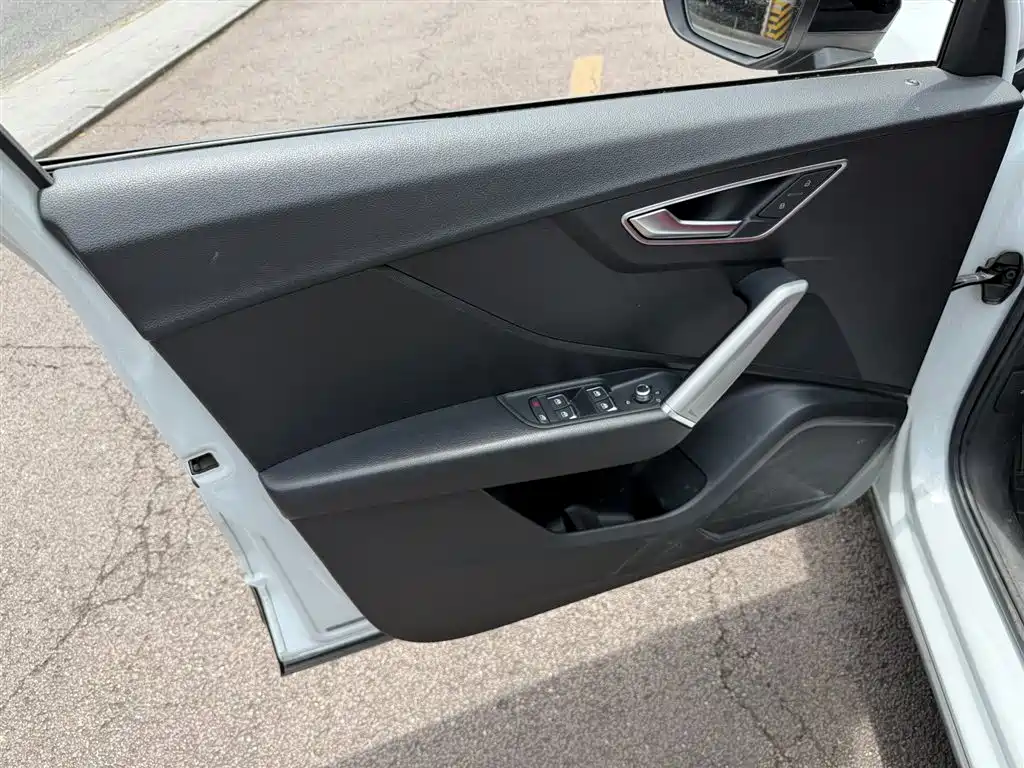 Audi Q2L 2021 35 TFSI Progressive Dynamic фото 6