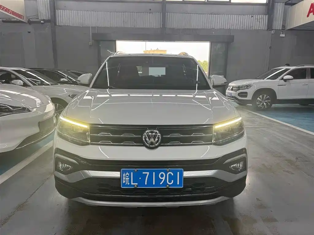 Volkswagen T-Cross 2019 1.5L Automatic Comfort Edition фото 3