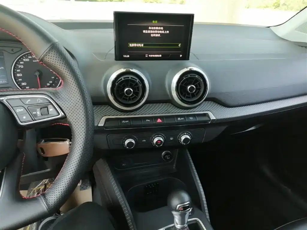 Audi Q2L 2022 35 TFSI Progressive Dynamic фото 13