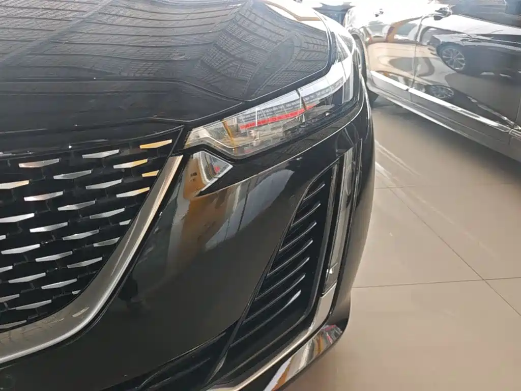 Cadillac CT5 2023 28T Luxury Style (Standard Edition) фото 24