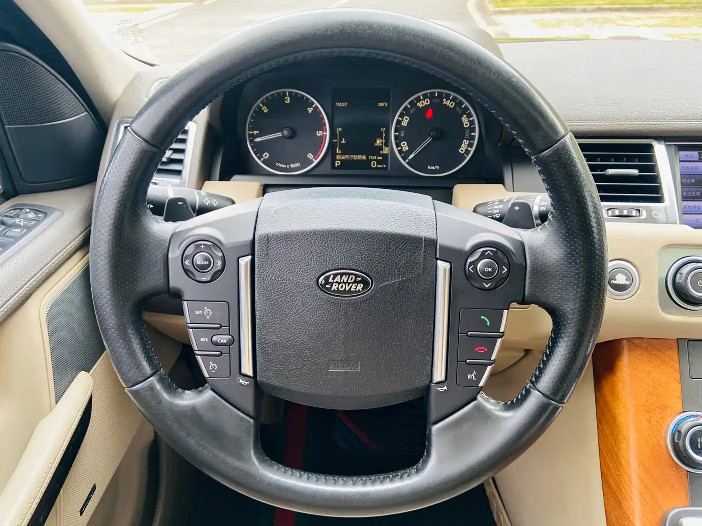Land Rover Range Rover Sport 2013 3.0 TDV6 Diesel фото 17