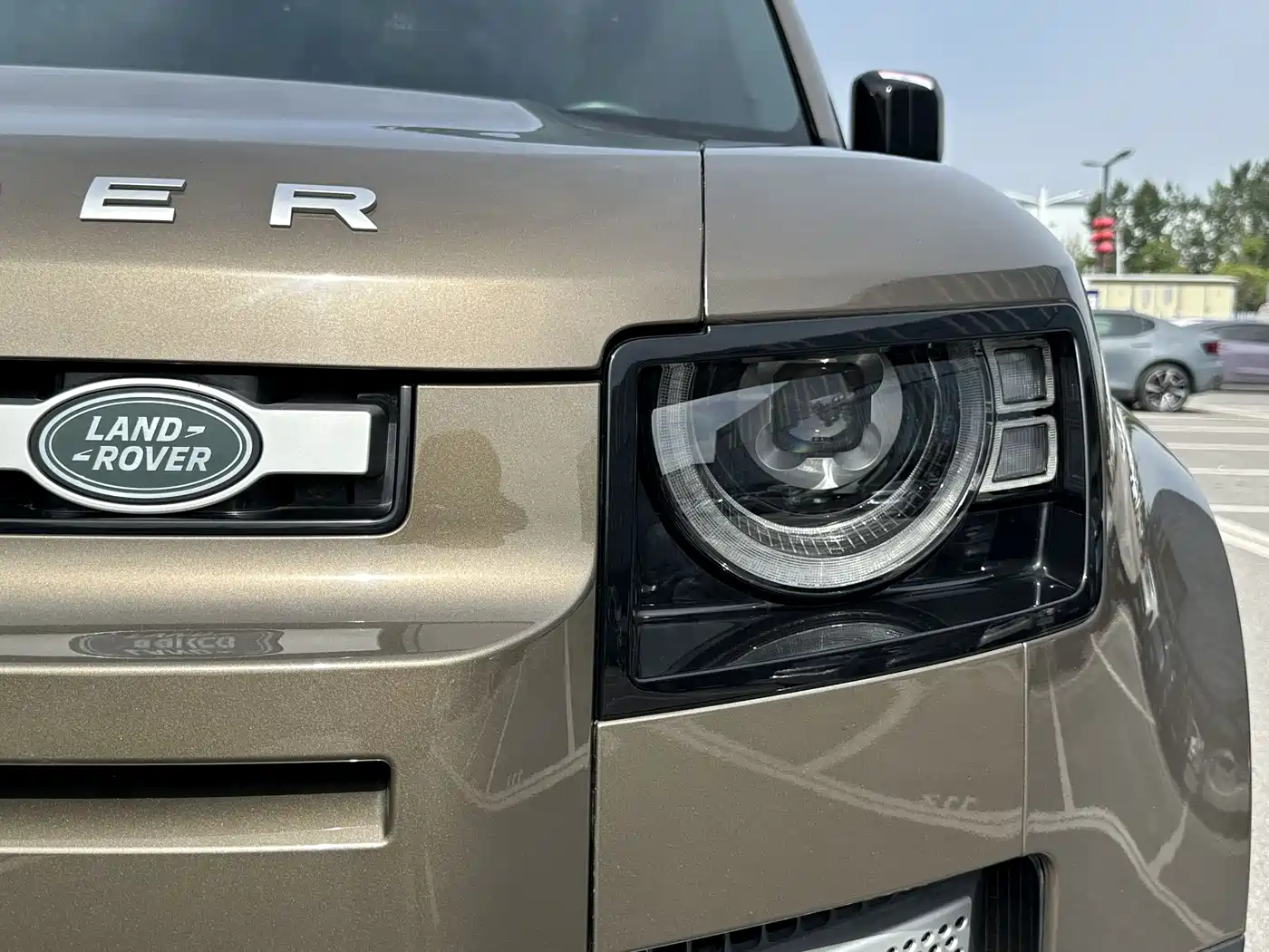 Land Rover Defender 2020 Model 110 P400 HSE фото 17