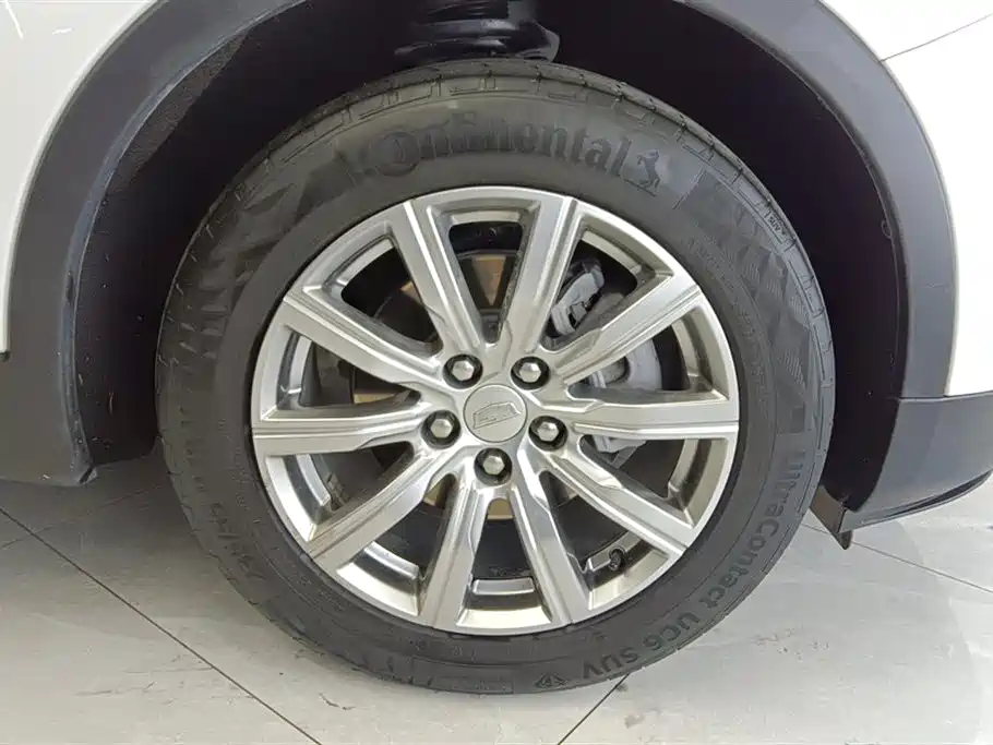 Cadillac XT4 2022 28T FWD Premium фото 6