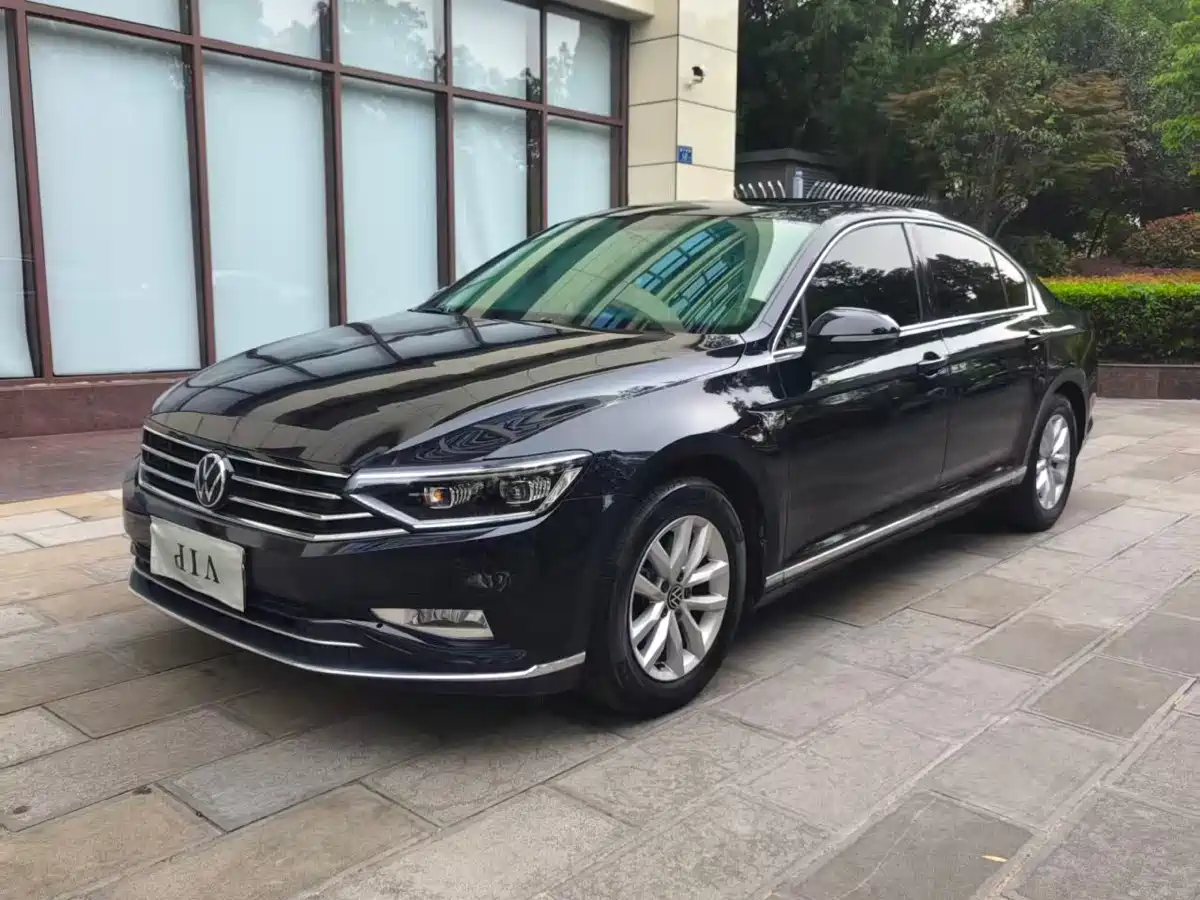 Volkswagen Magotan 2020 280TSI DSG Comfort фото 3