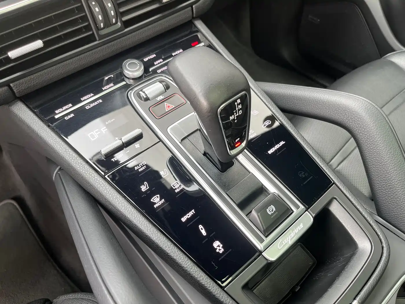 Porsche Cayenne 2019 Cayenne 3.0T фото 10