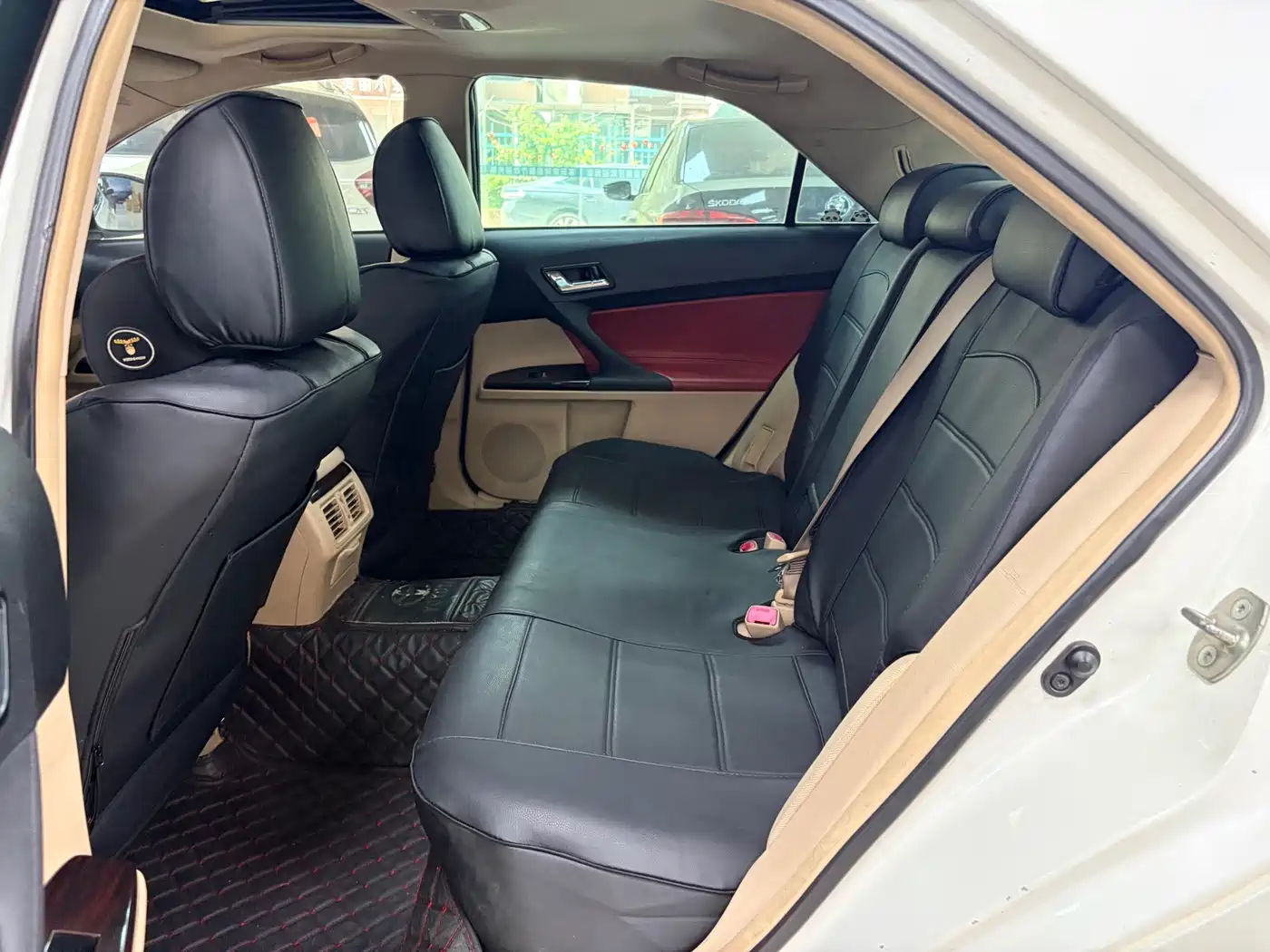 Toyota Reiz 2010 2.5S Style Elite Edition фото 5