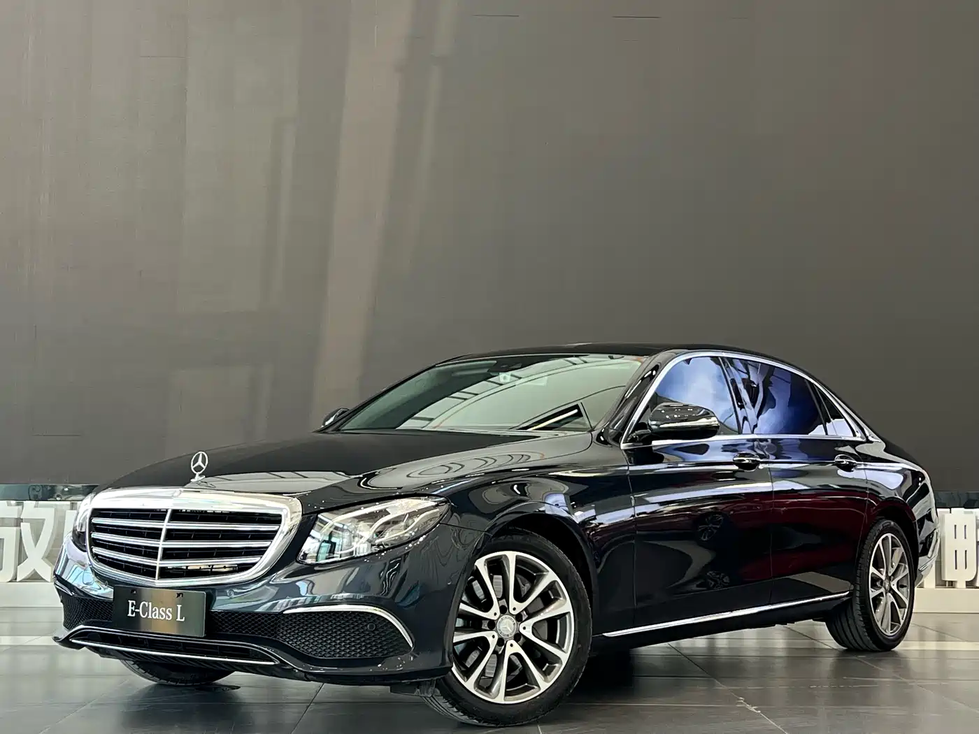 Mercedes-Benz E-Class 2016 E 300 L Fashion Type