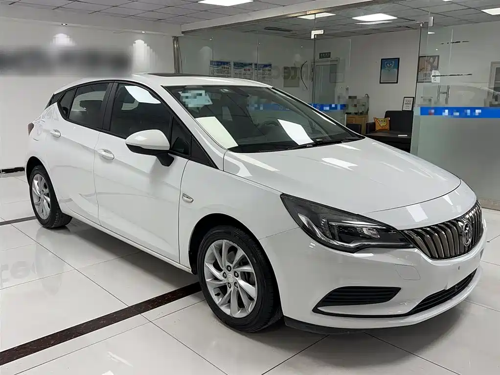 Buick Verano 2016 Hatchback 15S Automatic Leading фото 10