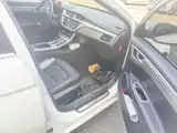 Фото 13 - Geely Emgrand GL