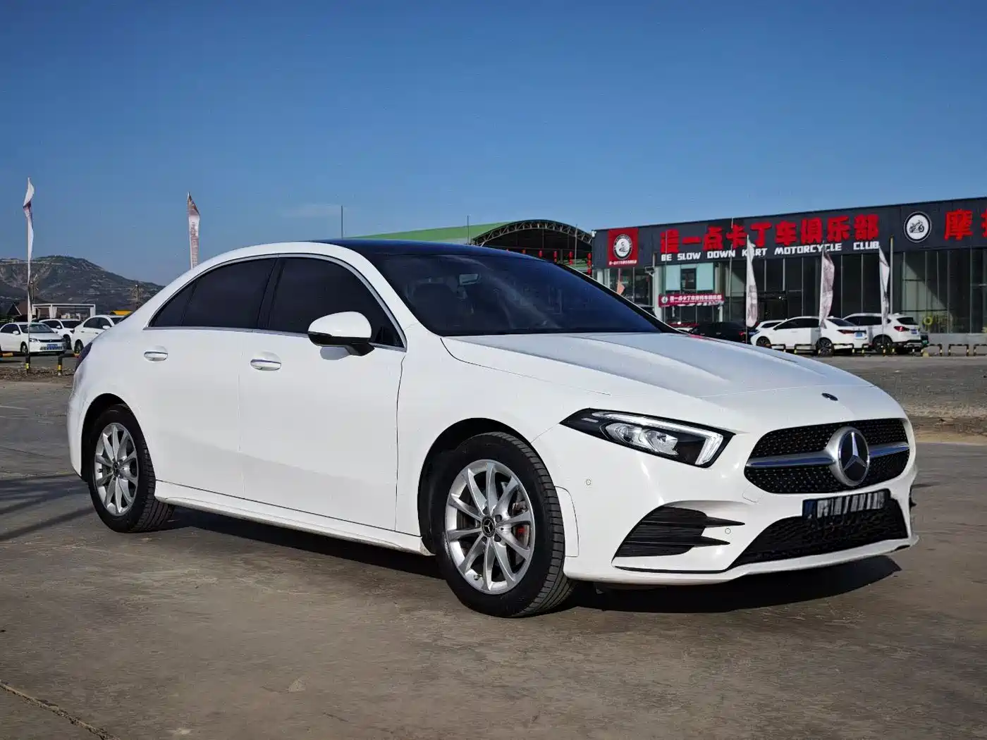 Mercedes-Benz A-Class 2020 Facelift A 200 L Sport Sedan Dynamic фото 3
