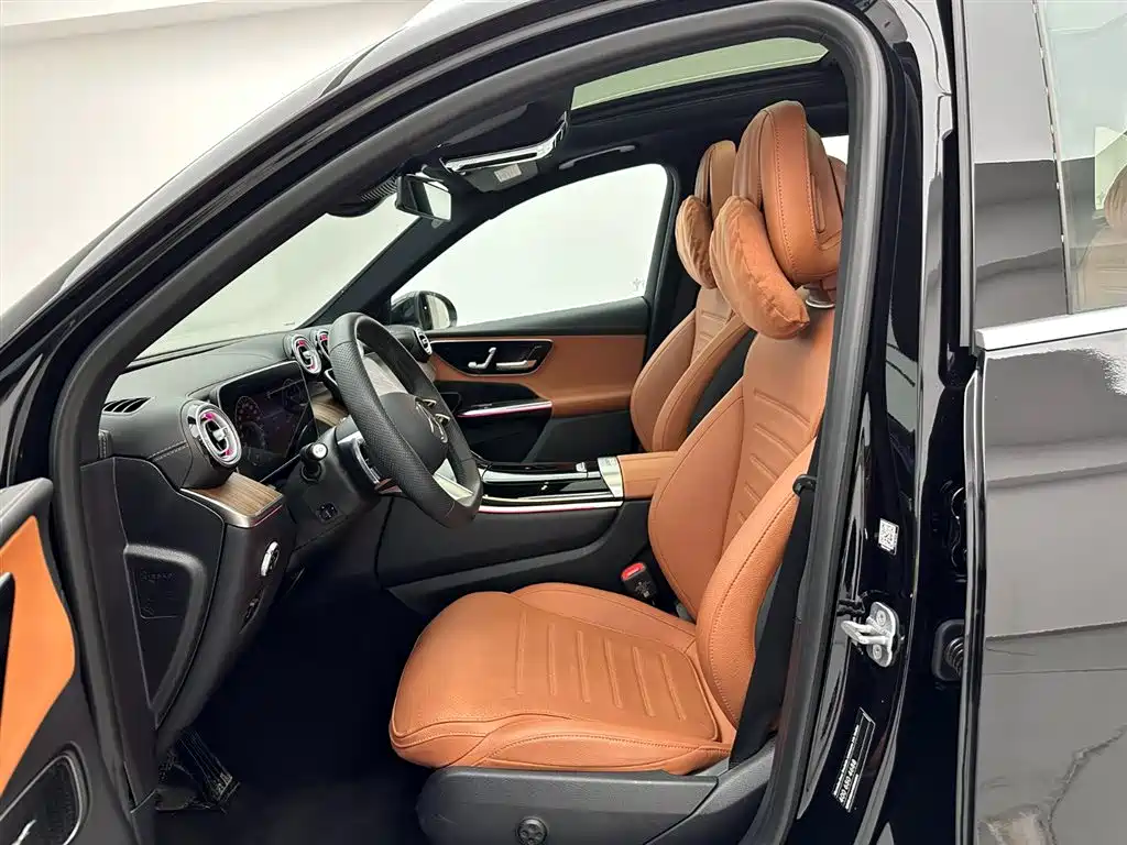 MERCEDES-BENZ GLC