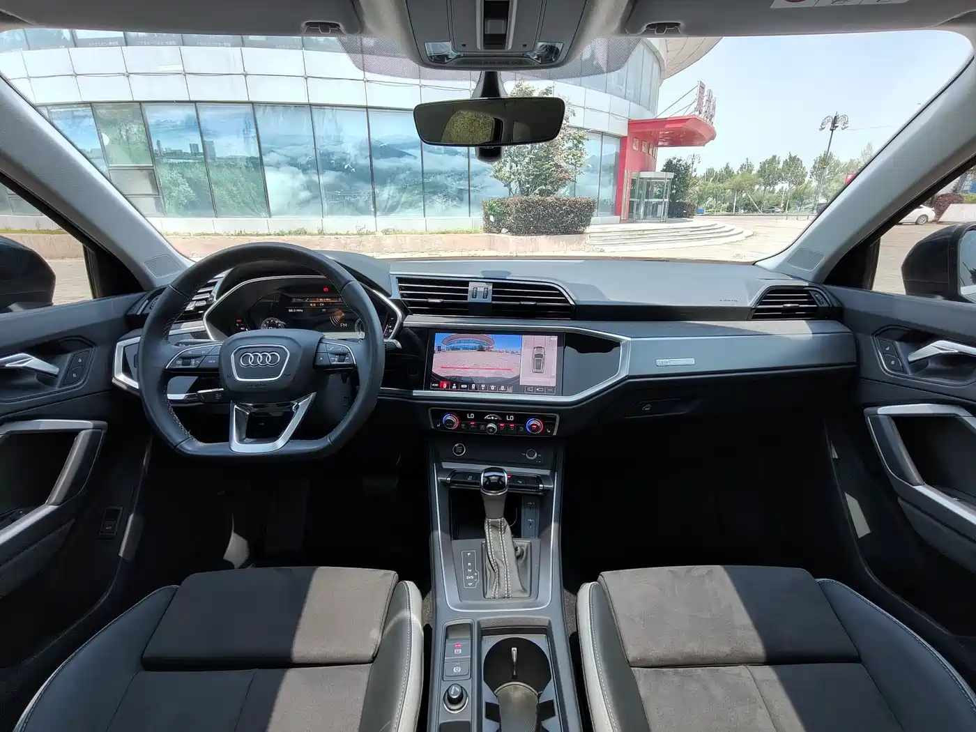 Audi Q3 2023 35 TFSI Fashion Dynamic (1.4T) фото 9