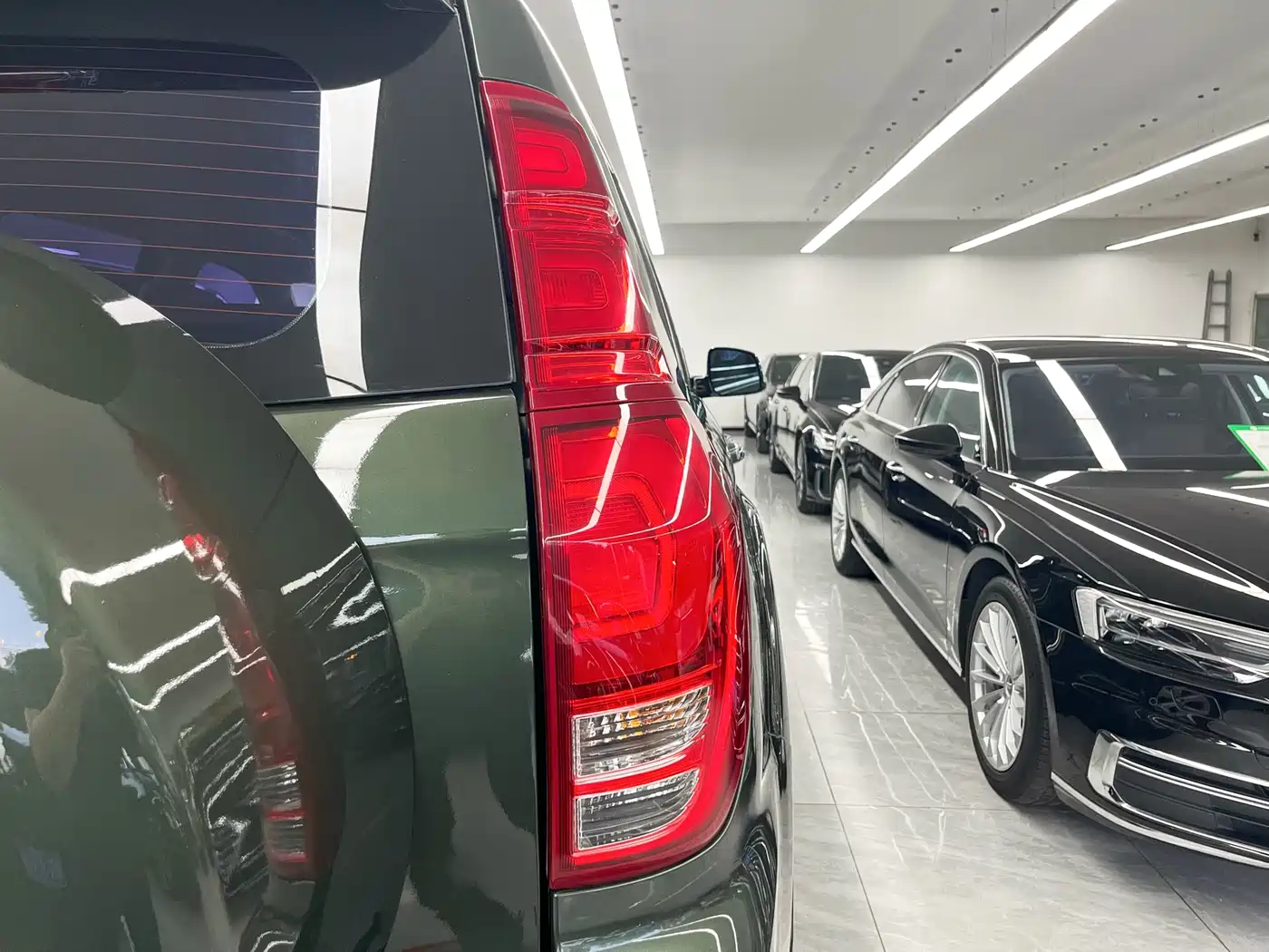 Haval H9 2015 2.0T 4WD Luxury 7-Seater фото 20