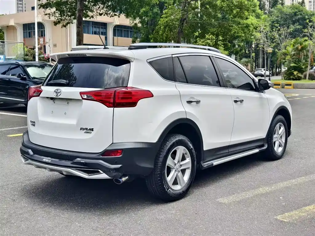 Toyota RAV4 Rongfang 2013 2.5L Auto 4WD Elite фото 11