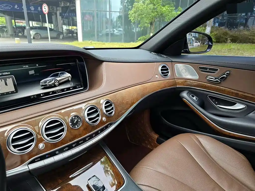 Mercedes-Benz S-Class 2014 S 320 L Luxury фото 8