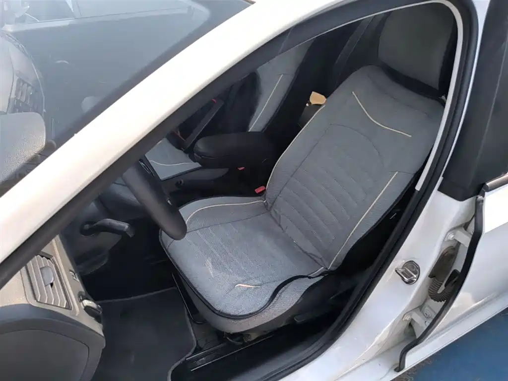 Volkswagen Santana 2021 1.5L Manual Trend Edition фото 15