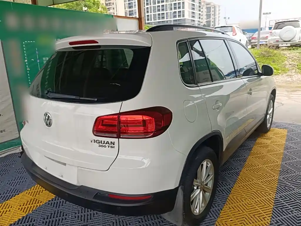 Volkswagen Tiguan 2016 Model 300TSI Automatic 2WD Comfort Edition фото 7